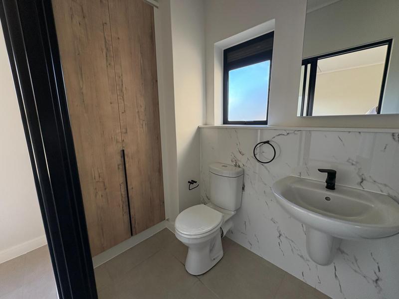 To Let 2 Bedroom Property for Rent in Richwood Western Cape